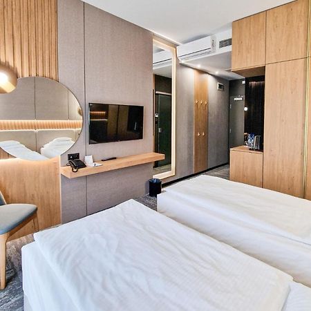 Hotel Arkas Prószków Eksteriør bilde