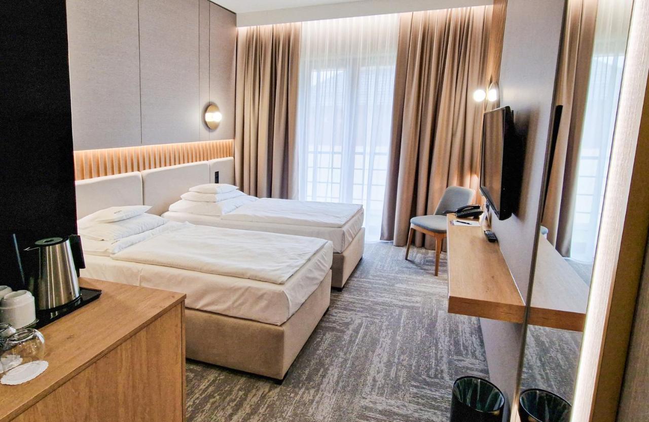 Hotel Arkas Prószków Eksteriør bilde
