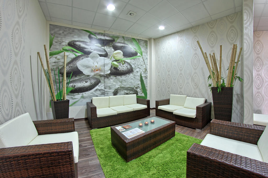 Hotel Arkas Prószków Eksteriør bilde